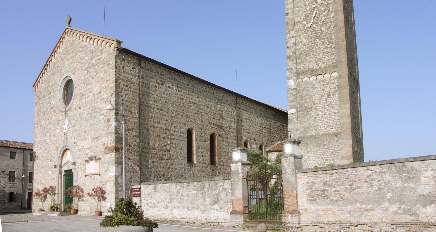 Abbazia di Santo Stefano a Due Carrare
